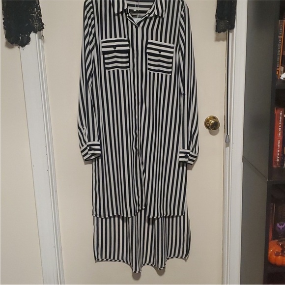 Foxblood Burton button down top/dress - Picture 2 of 7